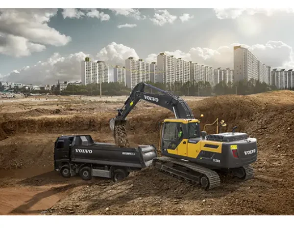 gusenychnyj ekskavator volvo ec200d 003