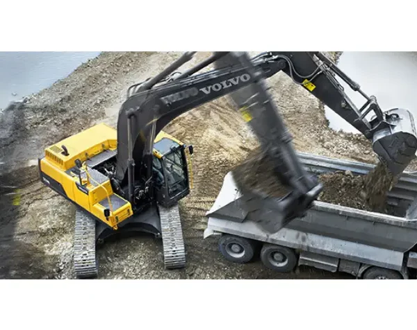 gusenychnyj ekskavator volvo ec250dl 003
