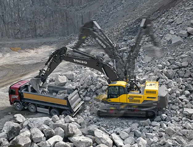 gusenychnyj ekskavator volvo ec480dl 002