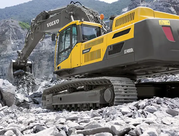 gusenychnyj ekskavator volvo ec480dl 003