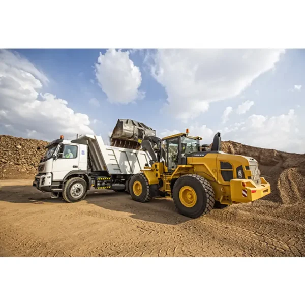 колисный навантажувач volvo l120gz 003