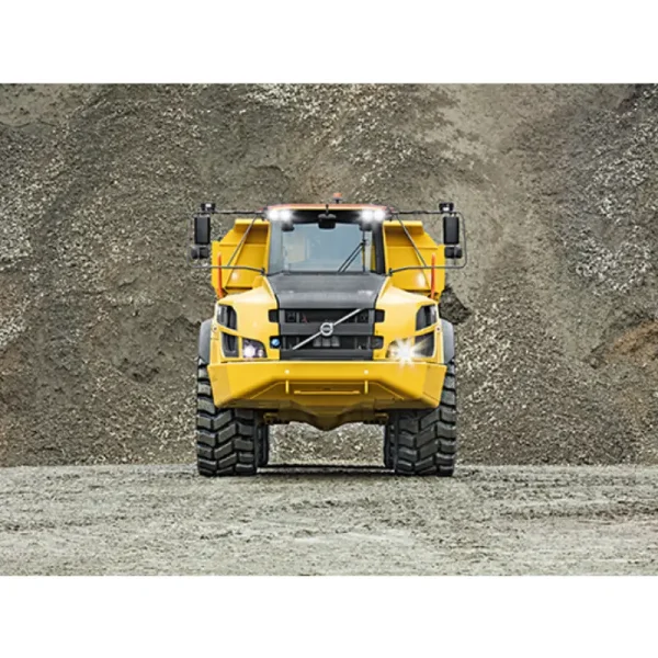 zchlenovanyj samoskyd volvo a45g 01